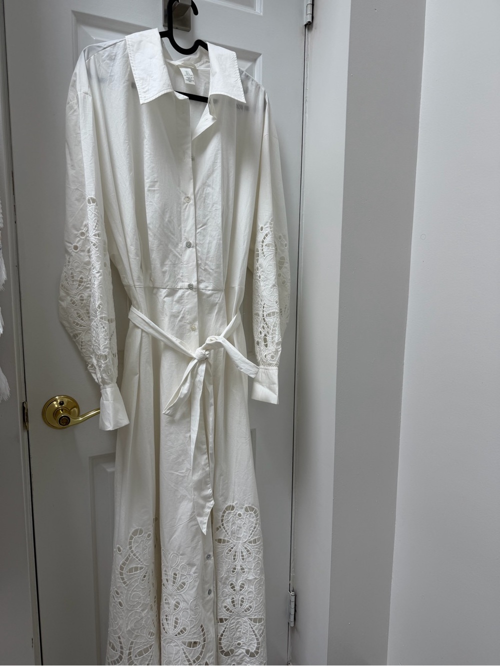 H&M Women's White Eyelet Embroidered Lace Trimmed Maxi Dress Large - Picture 9 of 12